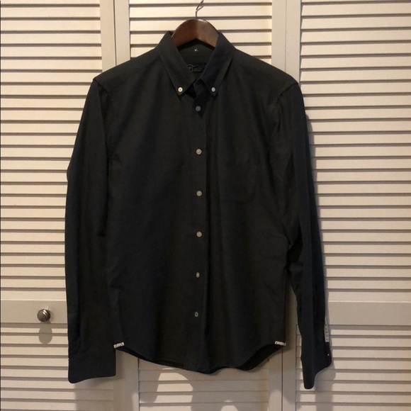 GAP Men’s Button Down - Picture 1 of 3